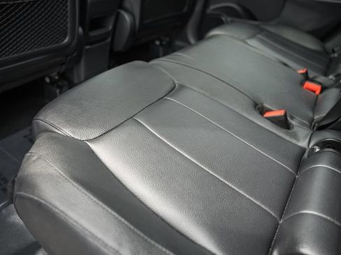 Certified 2023 Mercedes-Benz GLB 250 4MATIC image 33