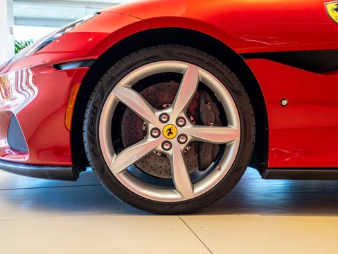 Used 2022 Ferrari Portofino M RWD image 3