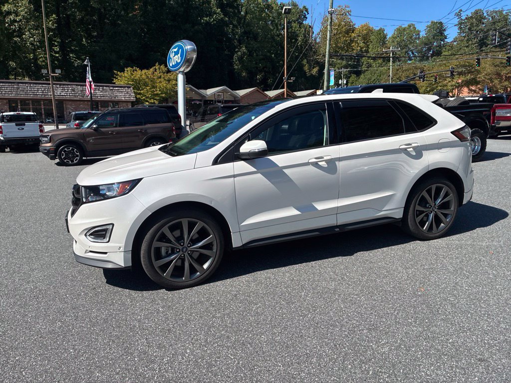 Used 2018 Ford Edge Sport w/ Equipment Group 401A AWD/4WD image 8