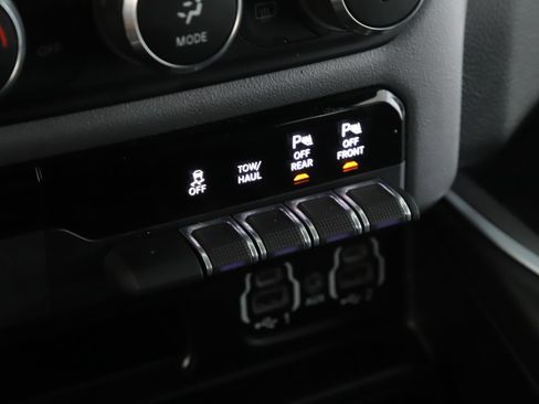 Certified 2022 RAM 1500 Big Horn image 15