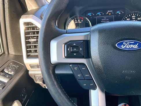 Used 2018 Ford F150 Lariat w/ Equipment Group 502A Luxury image 17