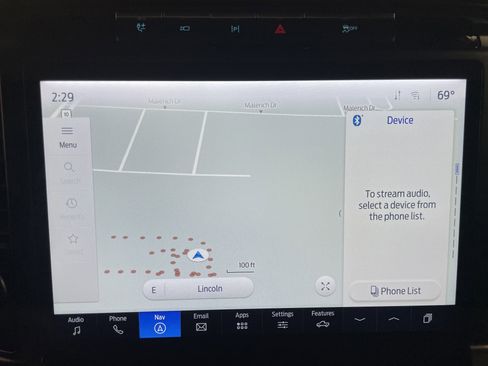 Used 2024 Ford F150 Platinum image 10