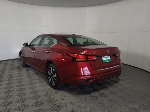 Used 2022 Nissan Altima 2.5 SV w/ SV Premium Package AWD/4WD image 6