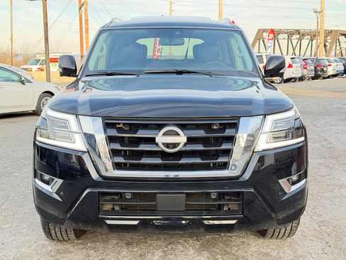 Used 2021 Nissan Armada SL w/ Captain's Chairs Package image 11