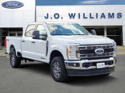 New 2025 Ford F250 XLT w/ FX4 Off-Road Package