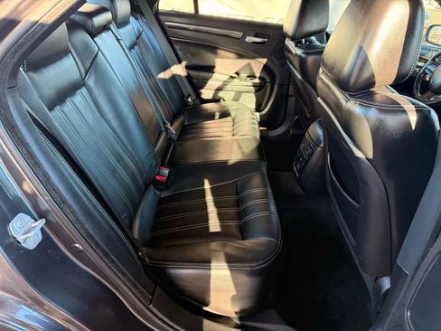 Used 2016 Chrysler 300 S w/ 300S Premium Group image 22