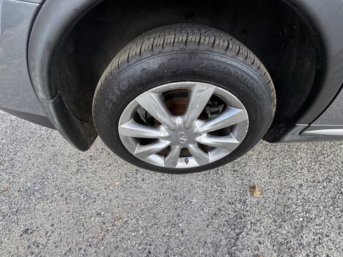 Used 2017 INFINITI QX50 Base 4dr Crossover w/ Premium Package image 43