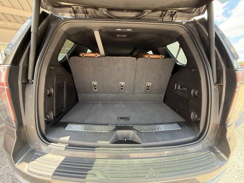 Used 2021 Chevrolet Tahoe High Country w/ Premium Package image 23