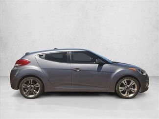 Used 2016 Hyundai Veloster w/ Option Group 02 FWD video 4