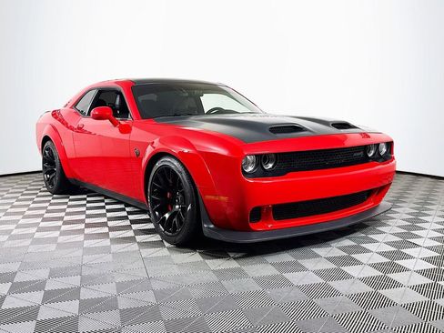 Used 2023 Dodge Challenger SRT Hellcat image 1