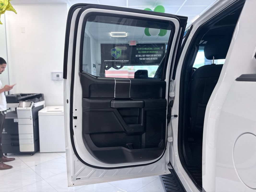 Used 2019 Ford F150 XLT w/ Equipment Group 302A Luxury AWD/4WD image 35