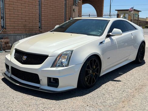 Used 2012 Cadillac CTS V RWD image 3