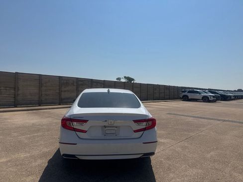 Used 2019 Honda Accord LX image 18
