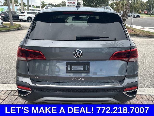 Certified 2023 Volkswagen Taos SE w/ Panoramic Sunroof Package FWD image 7