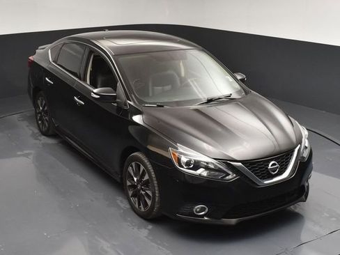 Used 2019 Nissan Sentra SR Turbo w/ Premium Package (SR Turbo) image 42