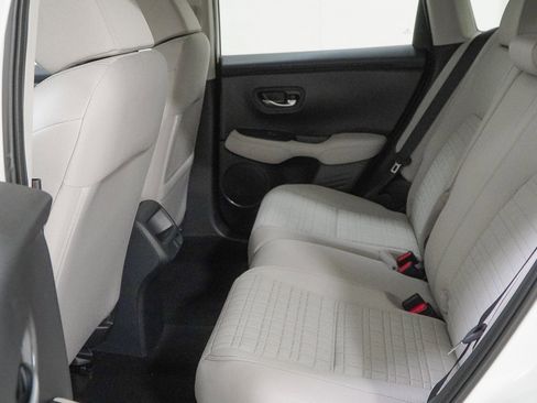 New 2026 Honda HR-V LX image 36