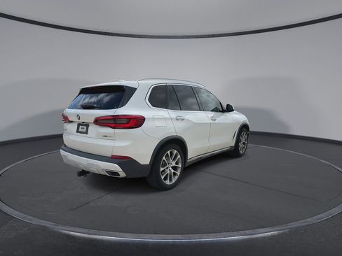 Used 2019 BMW X5 xDrive40i w/ Premium Package 2 image 8