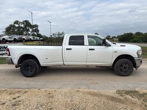 Used 2020 RAM 3500 Tradesman AWD/4WD image 4