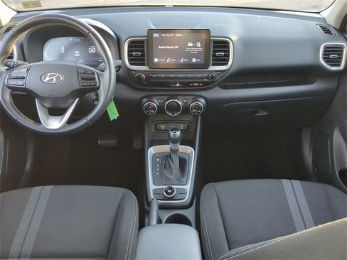 Used 2023 Hyundai Venue SEL image 14