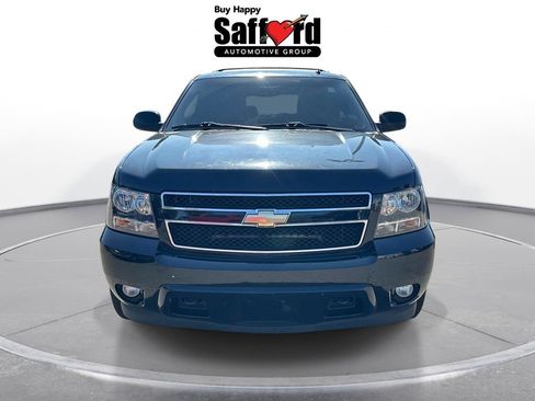 Used 2011 Chevrolet Tahoe LT w/ Luxury Package AWD/4WD image 6
