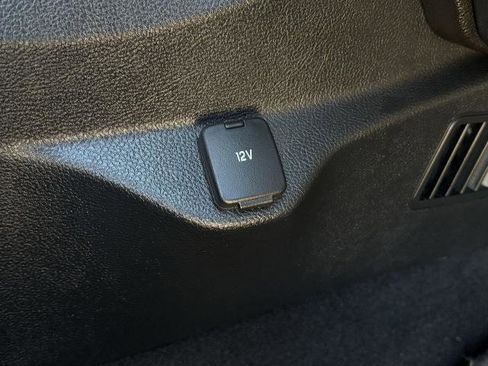 Certified 2023 Ford Edge SE w/ Black Appearance Package image 22