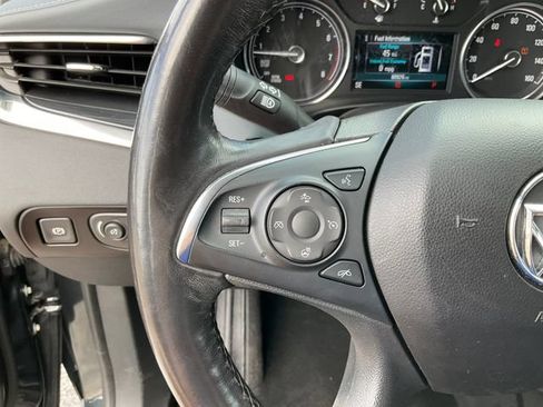 Used 2018 Buick Enclave Premium FWD image 11
