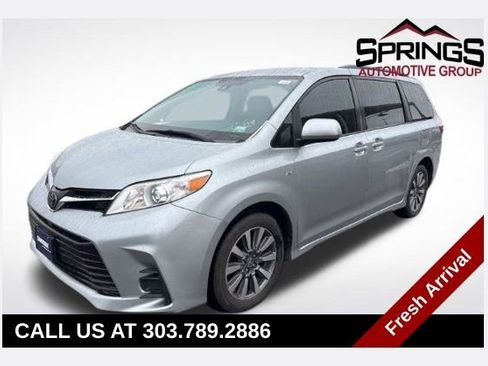 Used 2020 Toyota Sienna LE AWD/4WD image 1