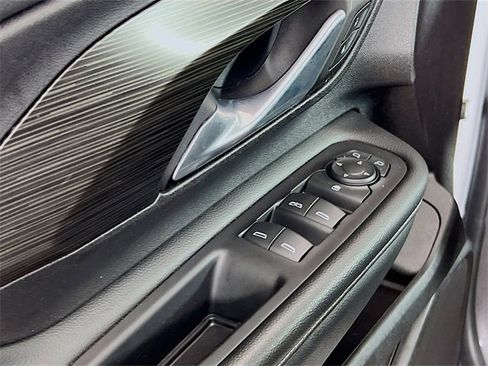 Used 2024 GMC Terrain SLE image 16