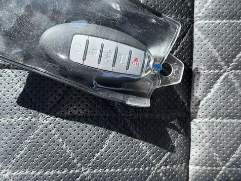 Used 2016 Nissan Maxima Platinum FWD image 38