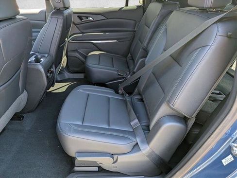 New 2026 Chevrolet Traverse LT w/ Midnight/Sport Edition image 15