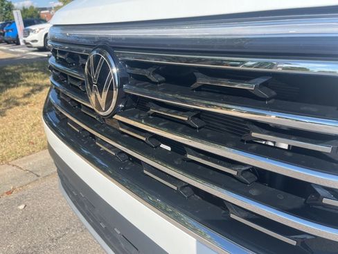 New 2026 Volkswagen Atlas SEL AWD/4WD image 10