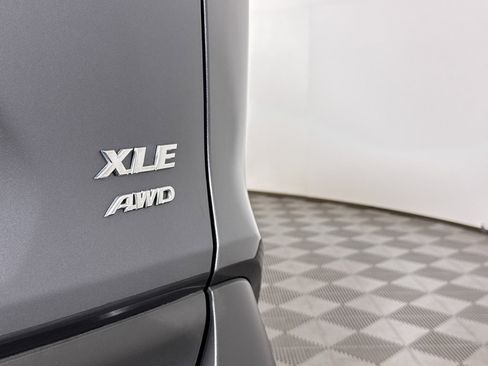 Used 2019 Toyota RAV4 XLE image 22