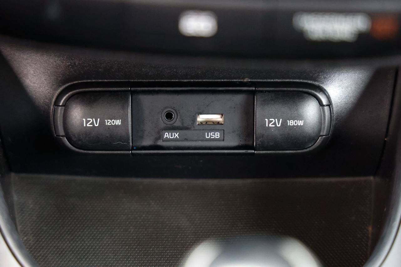Used 2016 Kia Soul w/ Convenience Package FWD image 29
