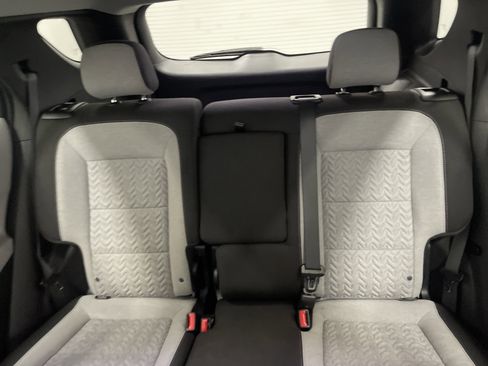 Used 2024 Chevrolet Equinox LS w/ LS Convenience Package image 11