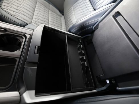 Used 2023 Ford F450 Limited w/ FX4 Off-Road Package image 43