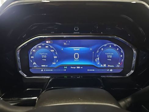 Used 2025 Chevrolet Silverado 1500 LT image 15