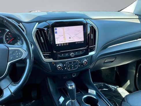 Used 2020 Chevrolet Traverse Premier FWD image 6