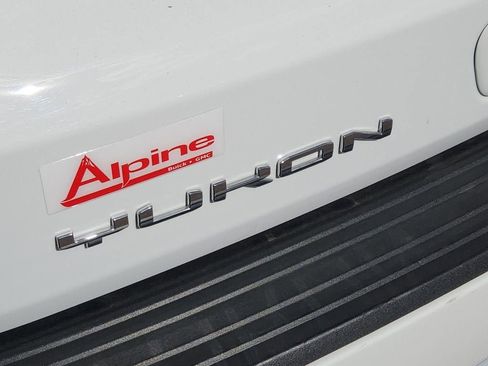 Used 2025 GMC Yukon Denali image 16
