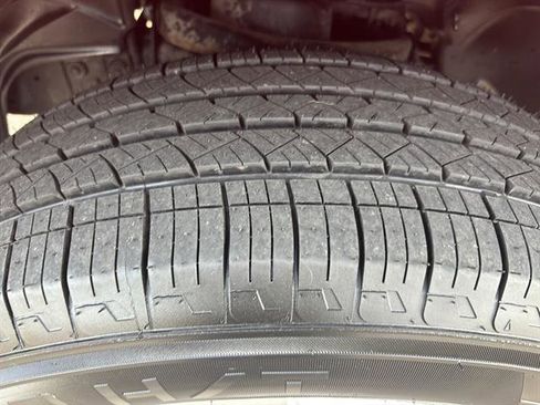 Used 2022 RAM 1500 Express w/ Wheel & Sound Group image 10