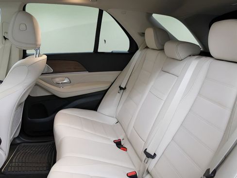 Used 2021 Mercedes-Benz GLE 350 image 21