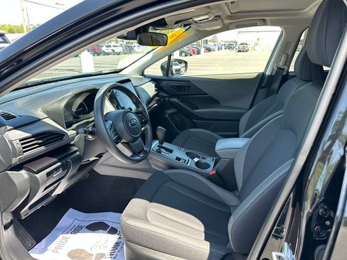 Used 2025 Subaru Crosstrek 2.5i Premium AWD/4WD image 10