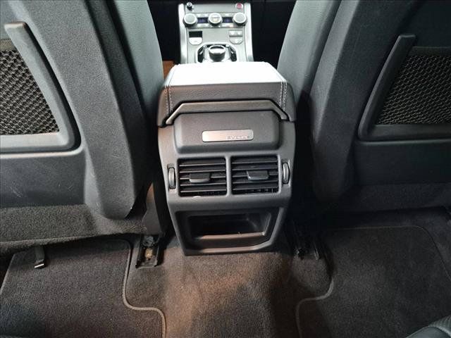 Used 2018 Land Rover Range Rover Evoque SE AWD/4WD image 19