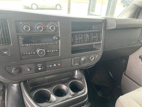 Used 2018 Chevrolet Express 4500 Extended w/ Driver Convenience Package image 13