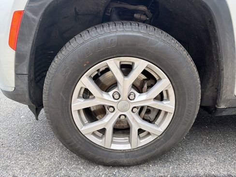 Used 2021 Jeep Grand Cherokee L Limited image 10