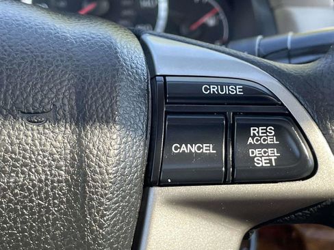 Used 2010 Honda Accord EX image 29