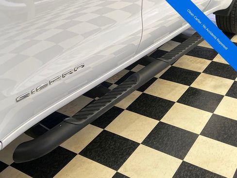 Used 2023 GMC Sierra 1500 Pro w/ Graphite Edition image 7