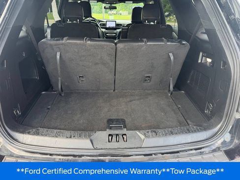 Used 2020 Ford Explorer XLT w/ Equipment Group 202A AWD/4WD image 11