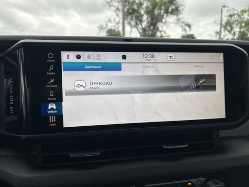 New 2026 Jeep Gladiator Sport AWD/4WD image 48