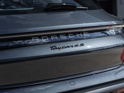 New 2026 Porsche Taycan 4S AWD/4WD image 16