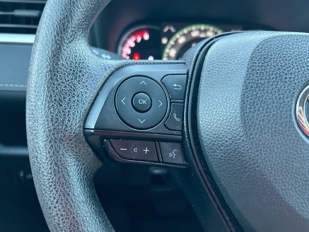 Certified 2025 Toyota RAV4 LE FWD image 15